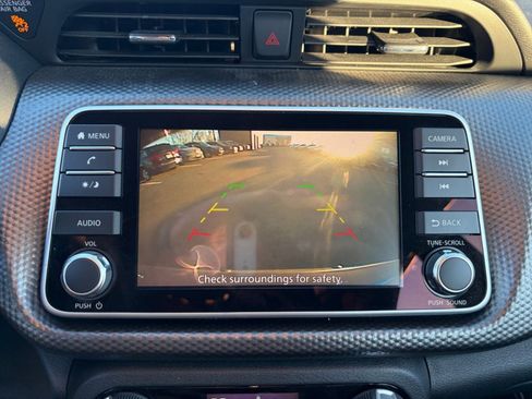 Used 2020 Nissan Kicks SV image 22