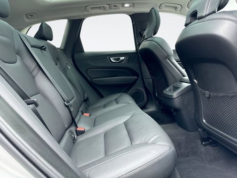 Used 2023 Volvo XC60 B5 Plus w/ Climate Package image 19
