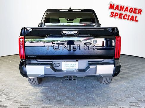 Used 2025 Toyota Tundra Limited AWD/4WD image 7