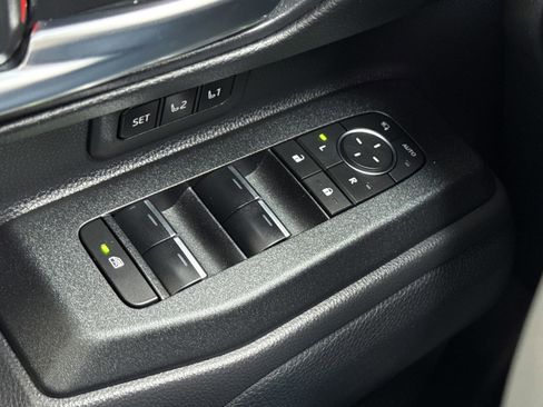 Used 2024 Toyota Land Cruiser image 21