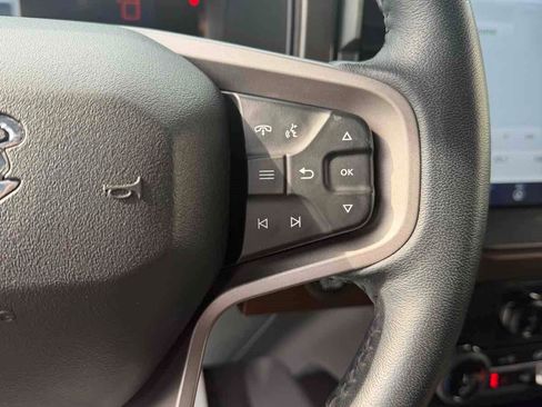 Used 2022 Ford Bronco Outer Banks w/ Sasquatch Package image 12