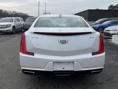 Used 2018 Cadillac XTS Luxury image 5