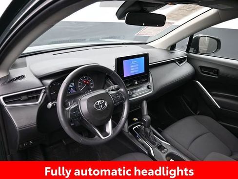 Certified 2023 Toyota Corolla Cross LE image 15