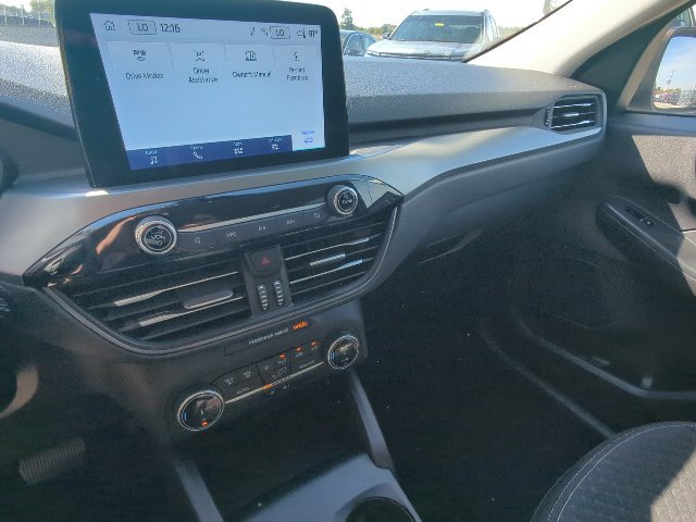 Used 2025 Ford Escape Active FWD image 15
