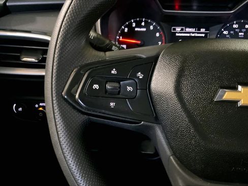 Used 2021 Chevrolet TrailBlazer LS image 24