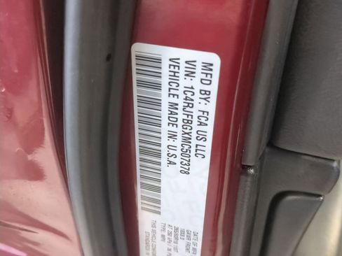 Used 2021 Jeep Grand Cherokee Limited image 43