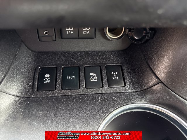 Used 2018 Toyota Highlander XLE w/ Protection Package #3 AWD/4WD image 32