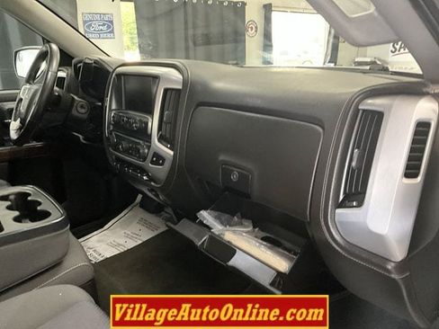 Used 2017 GMC Sierra 1500 SLE w/ SLE Value Package AWD/4WD image 39