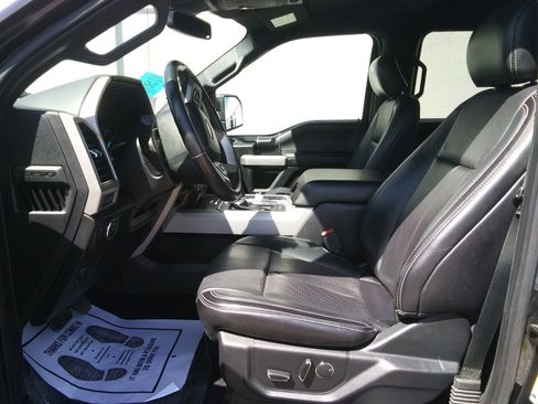 Used 2018 Ford F150 Lariat w/ Equipment Group 502A Luxury AWD/4WD image 12