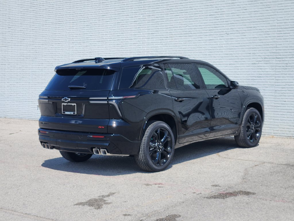 New 2027 Chevrolet Traverse RS FWD image 4