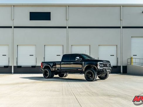 Used 2024 Ford F350 Platinum AWD/4WD image 68