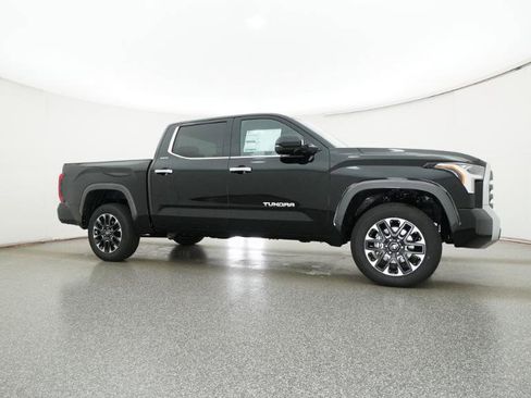 New 2026 Toyota Tundra Limited AWD/4WD image 31