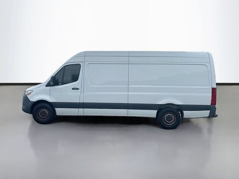 Used 2023 Mercedes-Benz Sprinter 2500 image 6