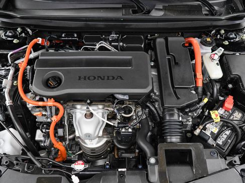 Used 2025 Honda Accord Sport image 31