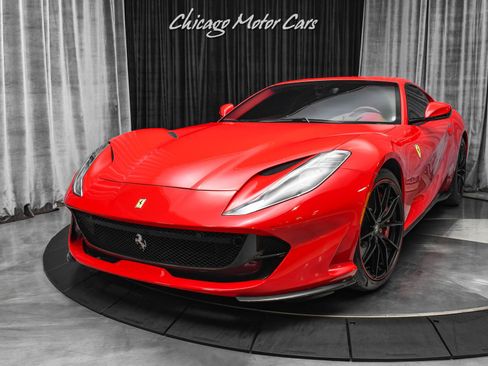 Used 2018 Ferrari 812 Superfast image 36