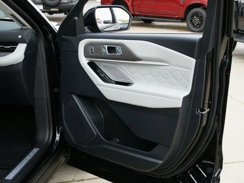 New 2026 Ford Explorer Platinum w/ LUX Leather Package image 42