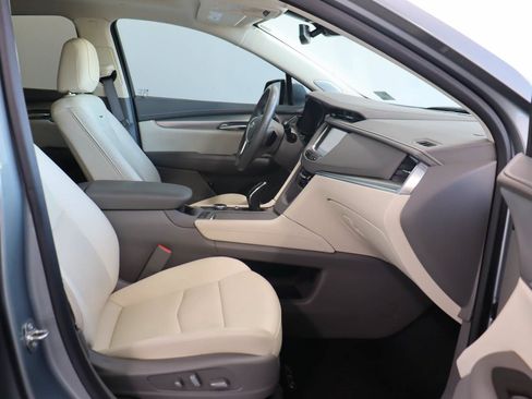 Used 2023 Cadillac XT5 Premium Luxury FWD image 21