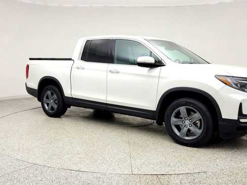 Used 2023 Honda Ridgeline RTL-E image 3