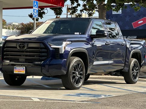 Used 2025 Toyota Tundra Limited image 8