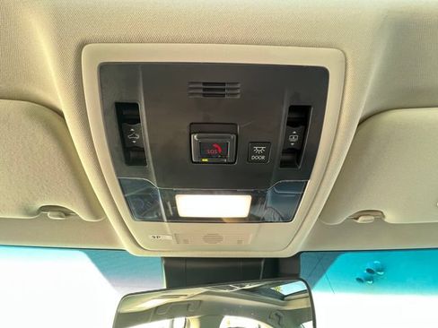 Used 2025 Lexus ES 350 w/ Premium Package FWD image 54