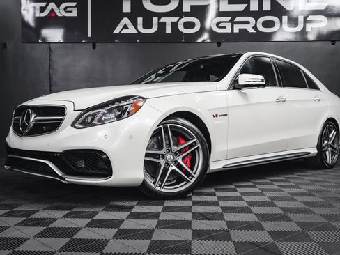 Used 2014 Mercedes-Benz E 63 AMG S-Model image 2