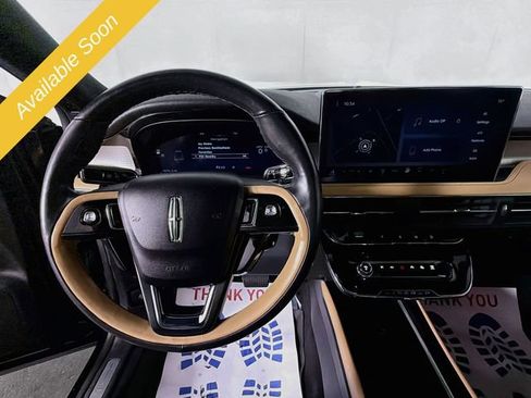 Used 2023 Lincoln Corsair Reserve w/ Equipment Group 201A AWD/4WD image 11