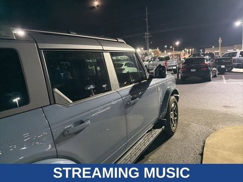 Used 2023 Ford Bronco Outer Banks image 8