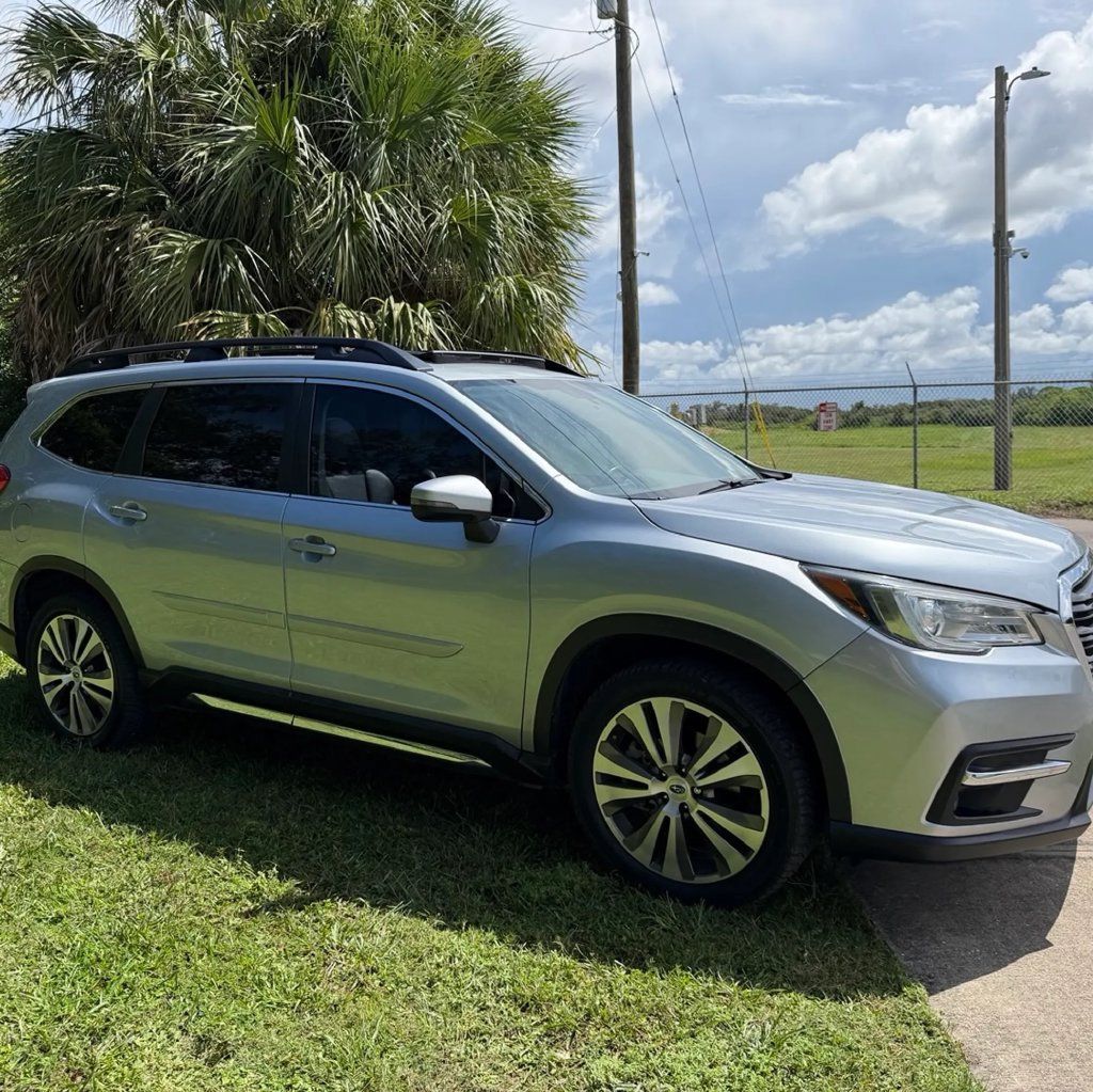 Used 2022 Subaru Ascent Limited w/ Technology Package AWD/4WD image 9