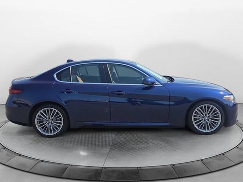 Used 2017 Alfa Romeo Giulia Ti w/ TI Lusso Package RWD image 6