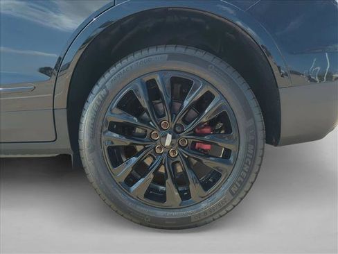 New 2026 Cadillac XT5 Sportv w/ LPO, Onyx Lite Package AWD/4WD image 10