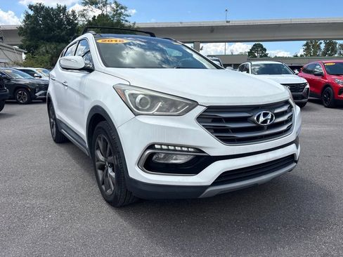 Used 2018 Hyundai Santa Fe Sport FWD image 1