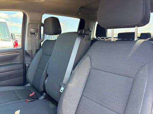 Used 2024 Chevrolet Silverado 1500 LT AWD/4WD image 15