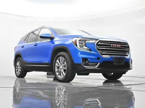 Certified 2024 GMC Terrain SLT AWD/4WD image 37