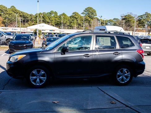 Used 2015 Subaru Forester 2.5i Limited w/ Popular Package #1 image 3