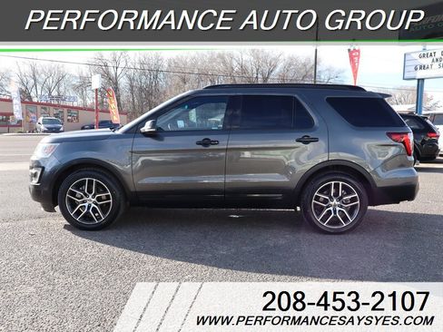 Used 2016 Ford Explorer Sport w/ Equipment Group 401A image 19