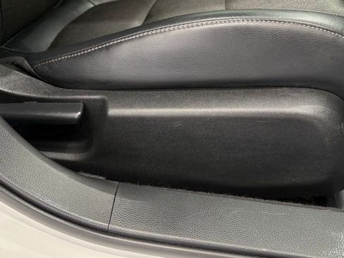 Used 2018 Honda Accord Sport image 21