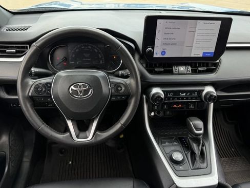 Used 2023 Toyota RAV4 XSE AWD/4WD image 13