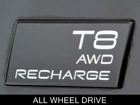 Used 2022 Volvo S60 T8 R-Design w/ Advanced Package image 11
