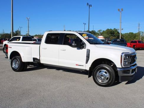 Used 2024 Ford F350 Lariat w/ Lariat Ultimate Package image 15