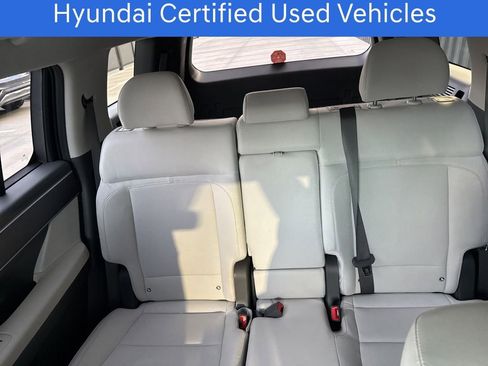 Used 2025 Hyundai Santa Fe SE image 33