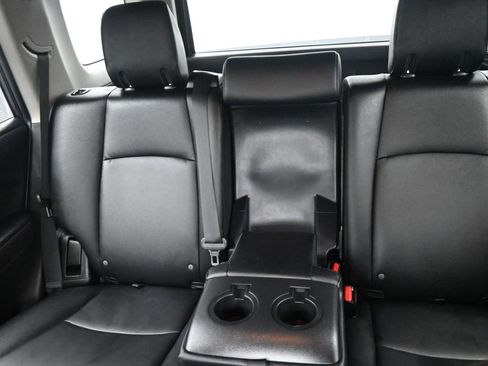 Used 2020 Toyota 4Runner TRD Off-Road Premium image 4