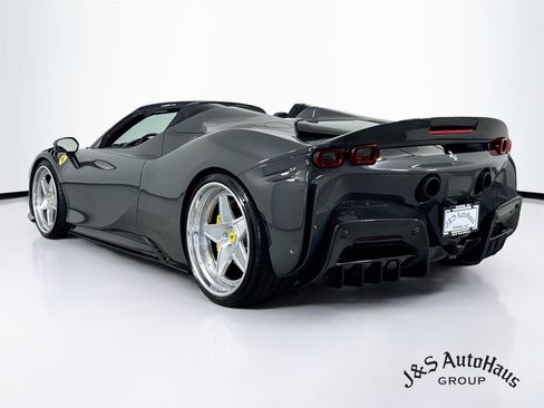 Used 2024 Ferrari SF90 Spider AWD/4WD image 5