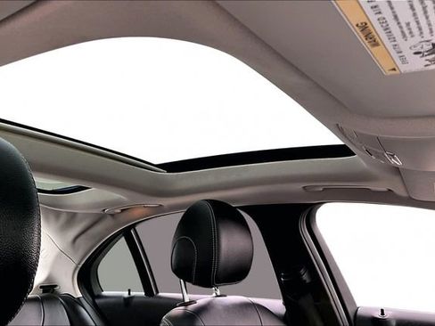 Used 2016 Mercedes-Benz C 300 4MATIC Sedan image 27