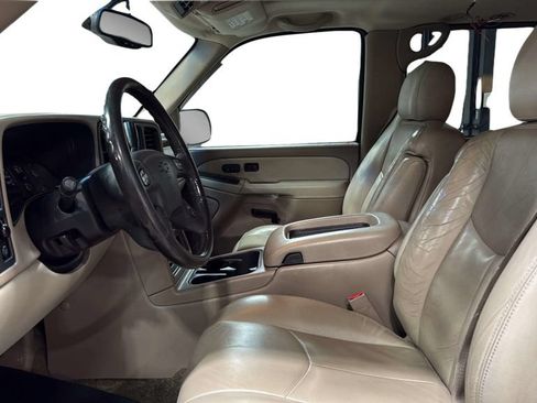 Used 2003 Chevrolet Suburban Z71 AWD/4WD image 20