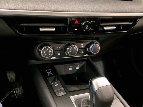 New 2026 Nissan Kicks S image 25