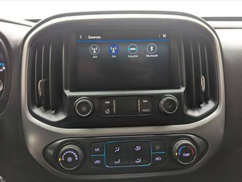 Used 2022 Chevrolet Colorado LT w/ Fleet Safety Package RWD image 26