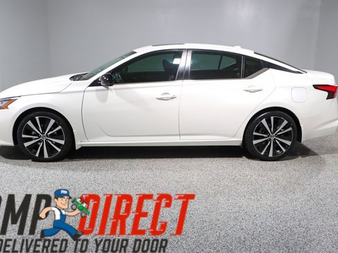 Used 2021 Nissan Altima 2.5 SR w/ SR Premium Package FWD image 10