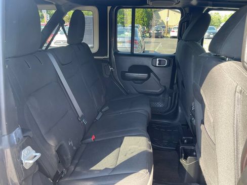 Used 2020 Jeep Wrangler Unlimited Sport S AWD/4WD image 33