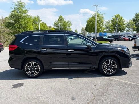 Used 2023 Subaru Ascent Touring AWD/4WD image 9
