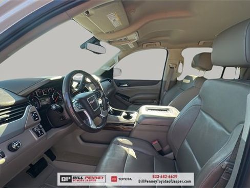 Used 2016 GMC Yukon SLT w/ HD Trailering Package image 11